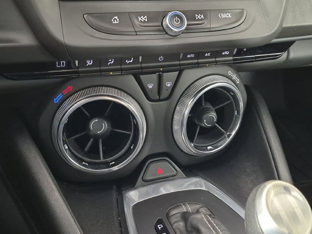 Certified 2018 Chevrolet Camaro SS RWD image 25
