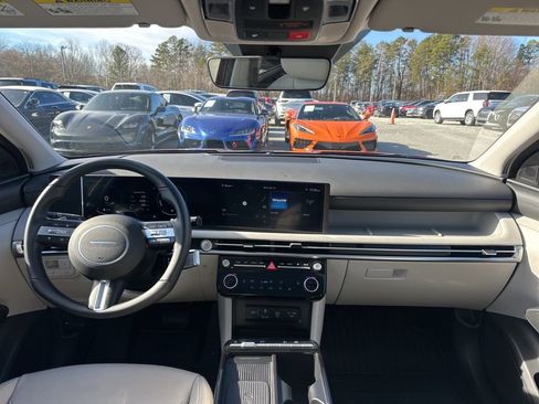 Used 2025 Hyundai Tucson SEL image 13