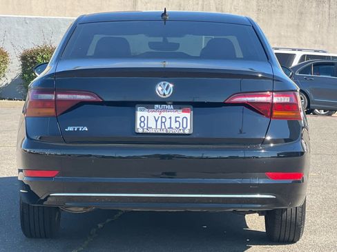 Used 2019 Volkswagen Jetta S image 8