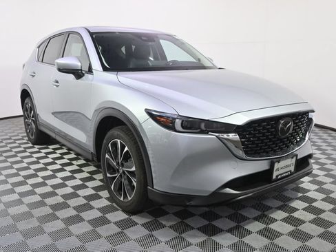 Used 2022 MAZDA CX-5 AWD 2.5 S w/ Premium Package image 9