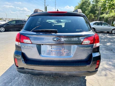 Used 2013 Subaru Outback 2.5i Limited AWD/4WD image 4
