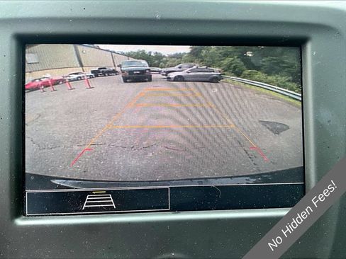 Used 2022 Chevrolet Equinox LS AWD/4WD image 15