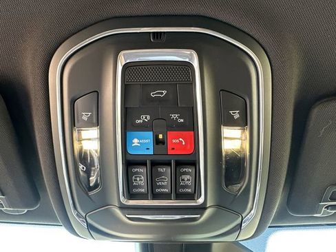 Used 2024 Jeep Grand Cherokee L Limited w/ Black Appearance Package AWD/4WD image 42