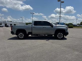 Used 2026 Chevrolet Silverado 2500 Custom w/ Custom Value Package AWD/4WD video 3