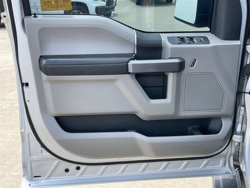 Used 2019 Ford F150 XLT w/ Trailer Tow Package image 21