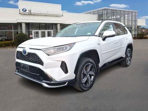 Used 2021 Toyota RAV4 SE w/ Weather & Moonroof Package image 1