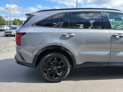 Certified 2023 Kia Sorento SX AWD/4WD image 7