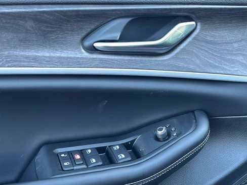 New 2026 Jeep Grand Cherokee Altitude AWD/4WD image 17