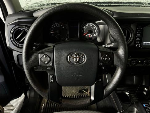 Used 2020 Toyota Tacoma SR w/ SR Convenience Package RWD image 9