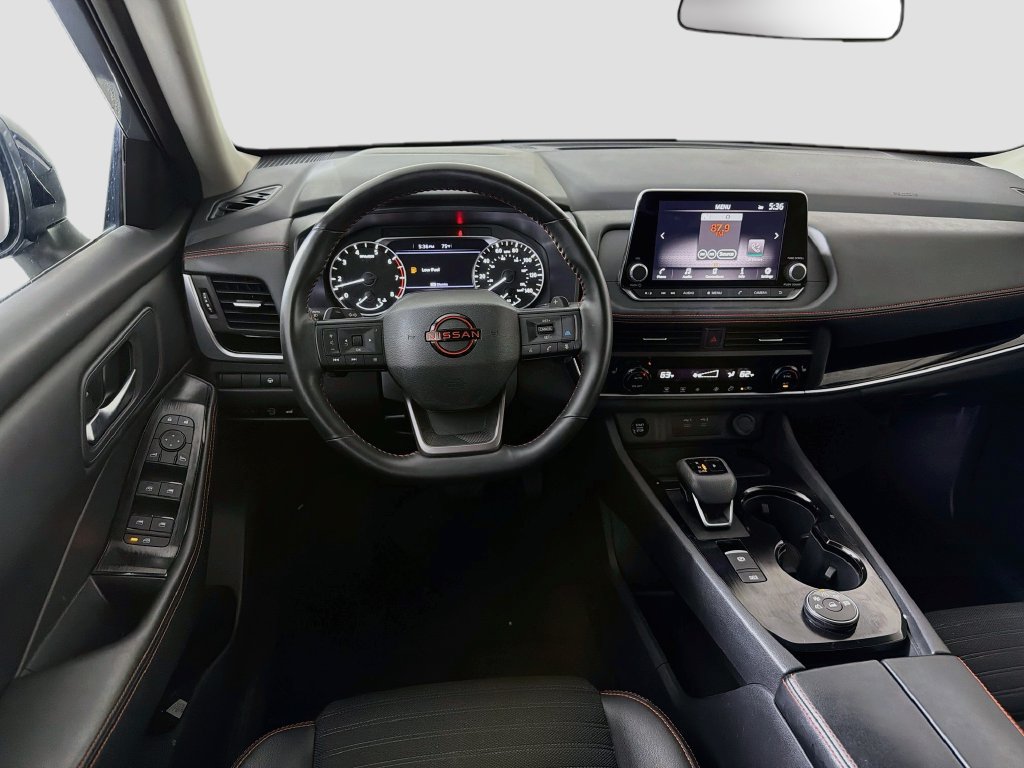Used 2025 Nissan Rogue SV AWD/4WD image 25