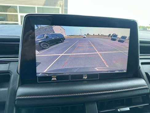 Used 2021 Chevrolet Tahoe RST image 12