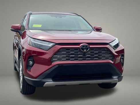 Used 2025 Toyota RAV4 Limited w/ Advanced Technology Package AWD/4WD image 8