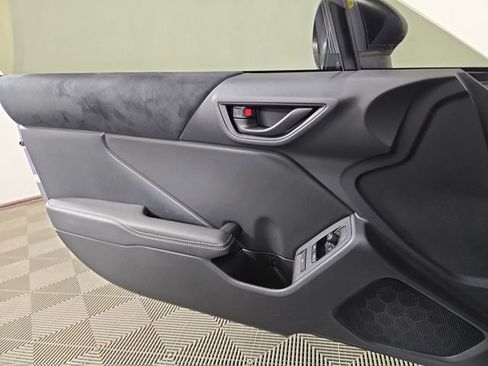 Used 2025 Toyota GR86 Premium w/ ALL Weather Mat Package (TMS) RWD image 30