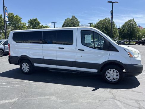 Used 2015 Ford Transit 350 XLT RWD image 5