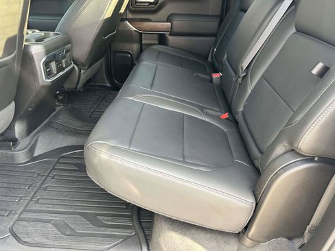 Used 2021 GMC Sierra 1500 SLT w/ SLT Premium Plus Package AWD/4WD image 15