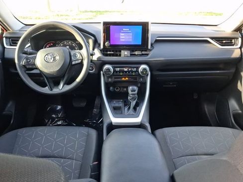 Used 2023 Toyota RAV4 XLE w/ Convenience Package FWD image 7