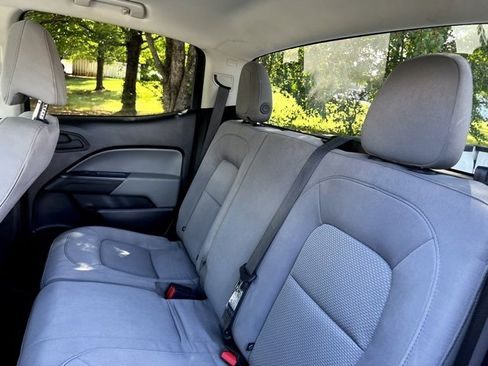 Used 2020 Chevrolet Colorado W/T w/ WT Convenience Package image 19