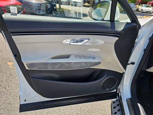 Used 2025 Genesis GV70 3.5T Sport w/ Sport Advanced Package image 21