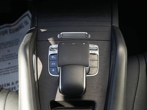 Used 2020 Mercedes-Benz GLE 450 4MATIC image 44