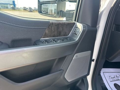 New 2026 Ford F350 4x4 Crew Cab DRW Super Duty image 29