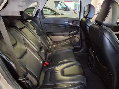 Used 2022 Ford Edge Titanium AWD/4WD image 27