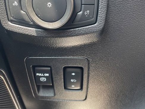 Used 2020 Ford F150 Raptor w/ Equipment Group 802A Luxury image 11