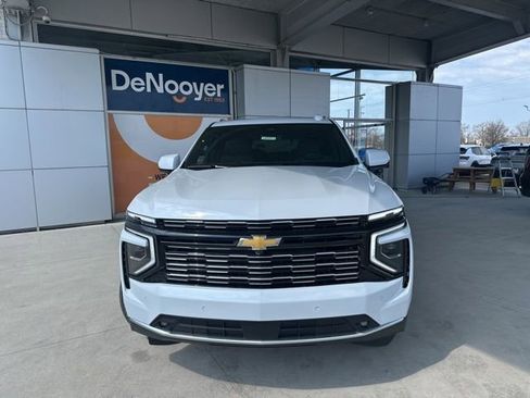New 2026 Chevrolet Tahoe High Country AWD/4WD image 2