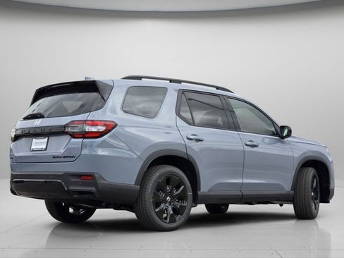 New 2026 Honda Pilot Black Edition image 10