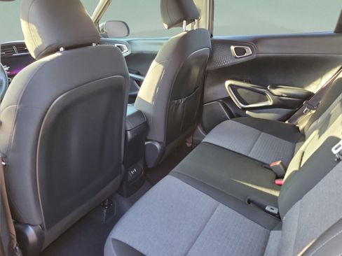 Certified 2024 Kia Soul EX FWD image 10