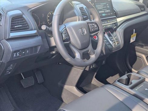 New 2026 Honda Odyssey EX-L image 3