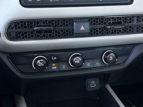Certified 2025 Honda HR-V LX image 25