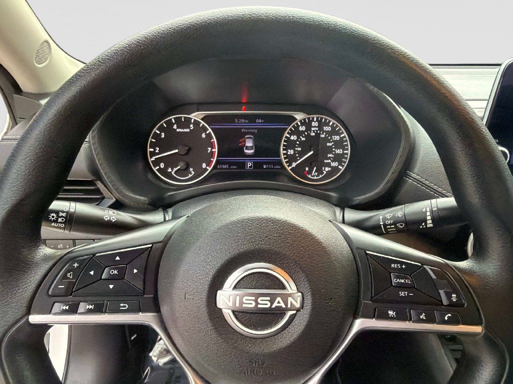 Used 2024 Nissan Sentra SV FWD image 28