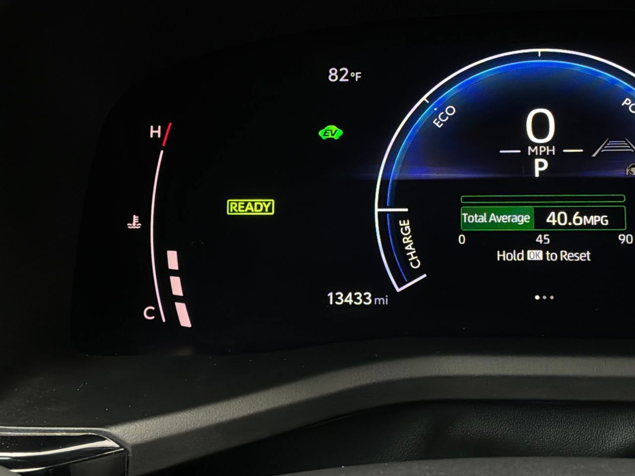 Used 2026 Toyota Camry SE FWD image 40
