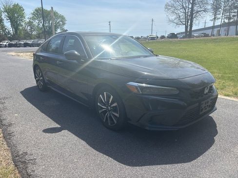 Used 2022 Honda Civic EX-L image 3