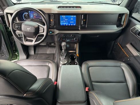 Used 2022 Ford Bronco Badlands image 17