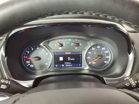 Used 2023 Chevrolet Traverse LT image 18