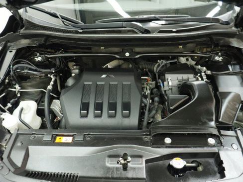 Used 2023 Mitsubishi Eclipse Cross SE AWD/4WD image 32