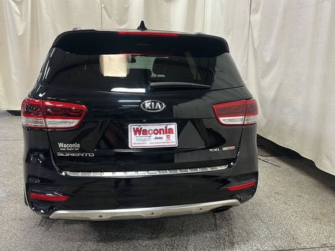 Used 2016 Kia Sorento SX AWD/4WD image 4
