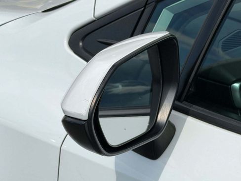 Used 2023 Toyota Corolla LE FWD image 28