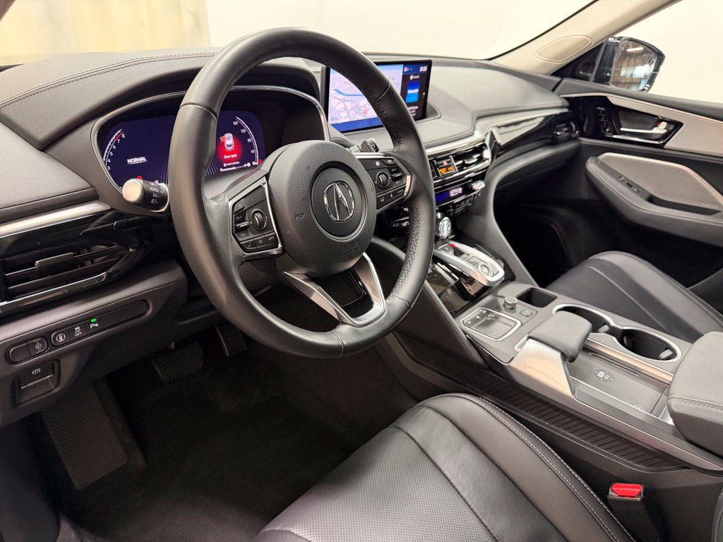 Certified 2024 Acura MDX w/ Technology Package AWD/4WD image 17