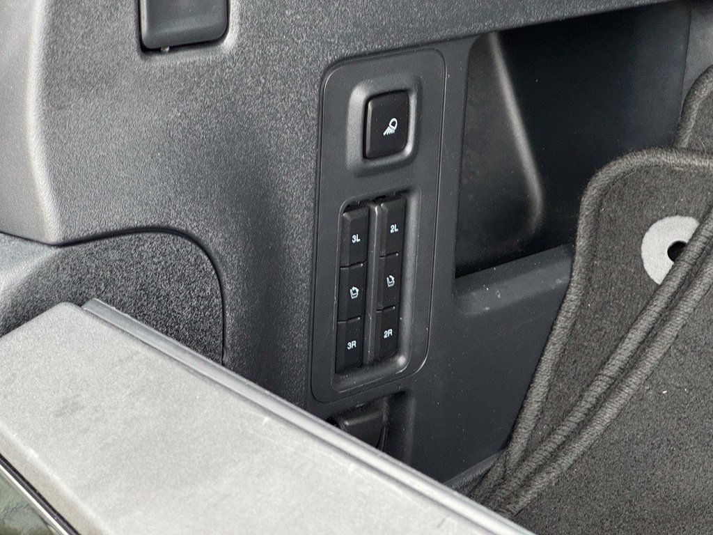 Used 2025 Ford Expedition Platinum AWD/4WD image 57