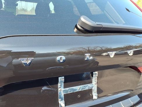 New 2026 Volvo XC60 B5 Plus w/ Protection Package Premier image 5