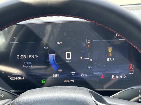 Used 2025 Chevrolet Equinox EV RS w/ LPO, All-Weather Mat Package FWD image 12