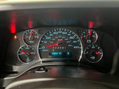 Used 2025 Chevrolet Express 3500 LT w/ LT Preferred Equipment Group RWD image 20