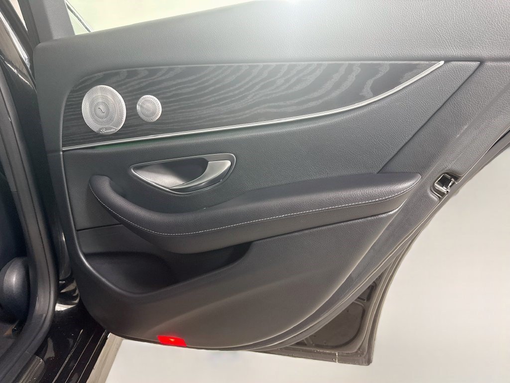 Used 2020 Mercedes-Benz E 350 Sedan w/ Parking Assistance Package image 26
