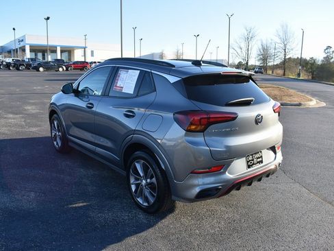 Used 2021 Buick Encore GX Select w/ Sport Touring Package image 4