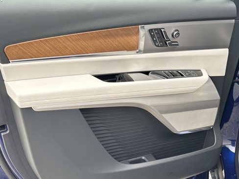 New 2026 Cadillac Vistiq Sport AWD/4WD image 17