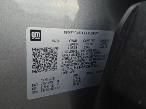 Used 2025 Chevrolet Trax LT w/ Driver Confidence Package FWD image 33