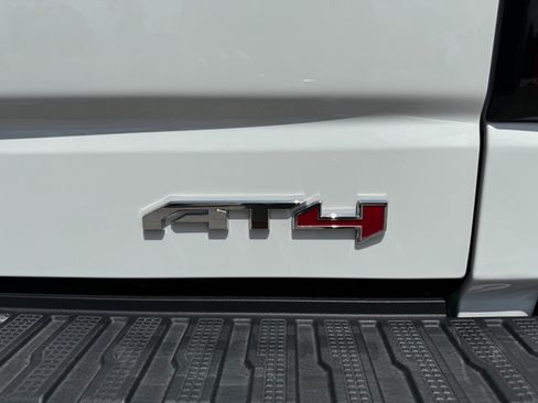 Used 2024 GMC Sierra 1500 AT4 w/ Technology Package image 47