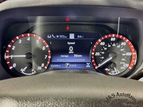Used 2024 Nissan Titan PRO-4X w/ Pro-4x Utility Package AWD/4WD image 15